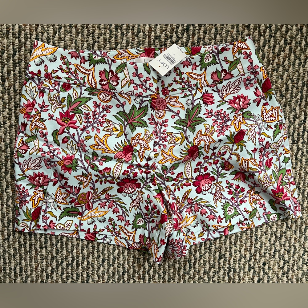 Loft Women’s Shorts Size 4